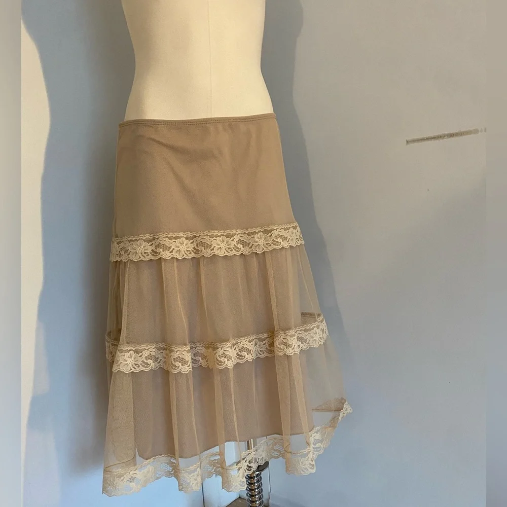 Vintage Tan Lace Detail Midi Skirt Size Small - Picture 2 of 10
